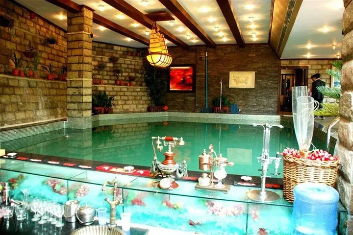 Шимла: East Bourne Resort