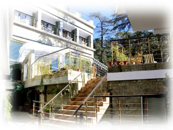 Шимла: East Bourne Resort