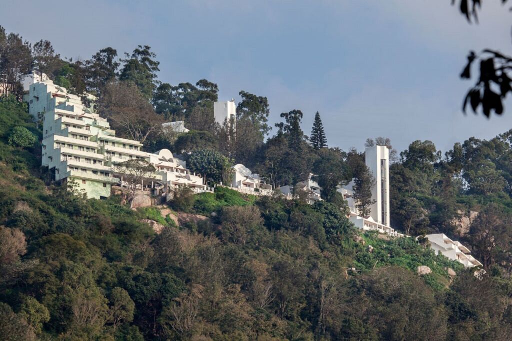 Салем: Sterling Yercaud