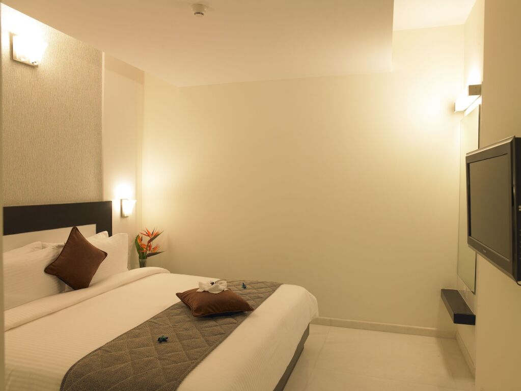 Бангалор: BluPetal - A Business Hotel