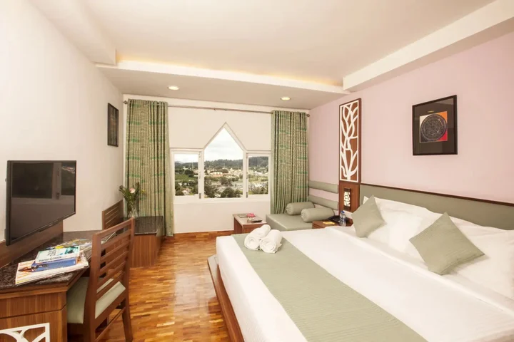 Ути: Sterling Ooty Elk Hill