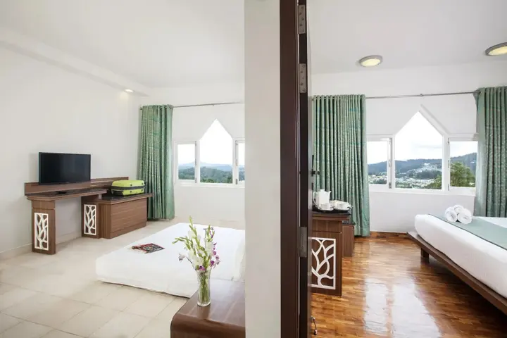 Ути: Sterling Ooty Elk Hill