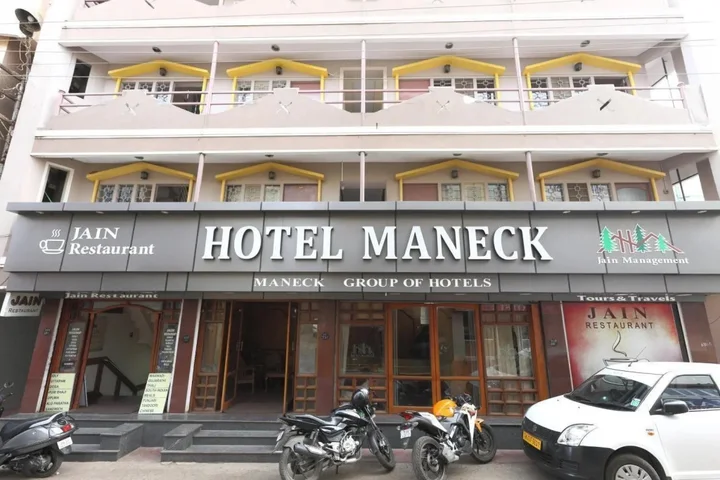 Ути: Hotel Maneck