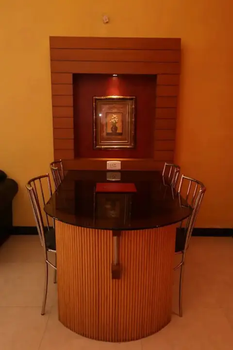 Ути: Hotel Silver Oak