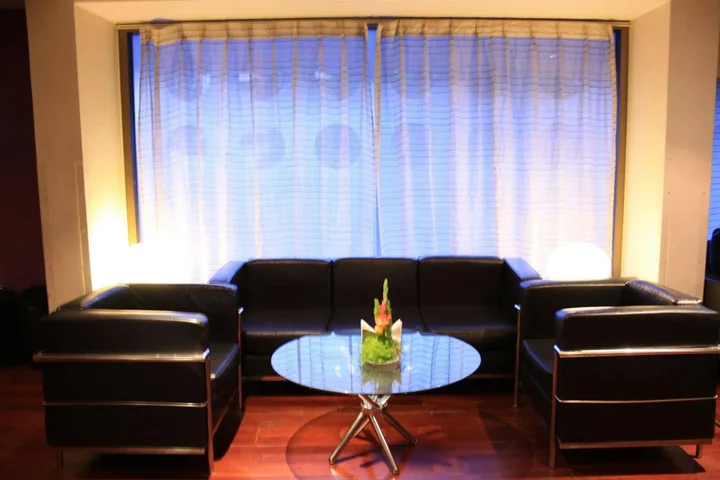 Бангалор: 37th Crescent Hotel