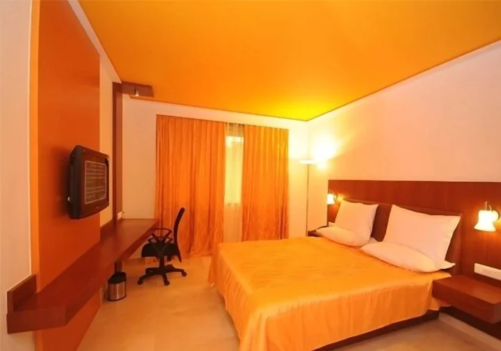 Мангалур: Srinivas Saffron Hotel