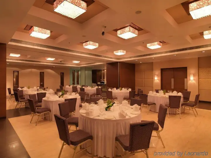Пимпри-Чинчвад: Spree Shivai Hotel Pimpri