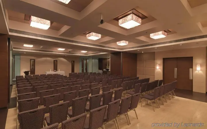 Пимпри-Чинчвад: Spree Shivai Hotel Pimpri