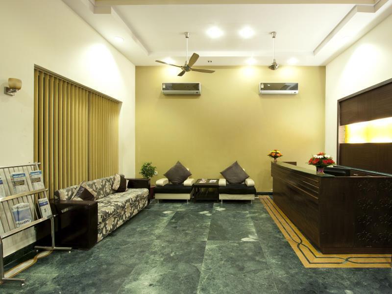 Луни: Desertscape Resort