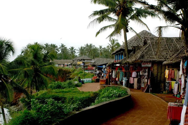 Варкала: Black Beach Resort