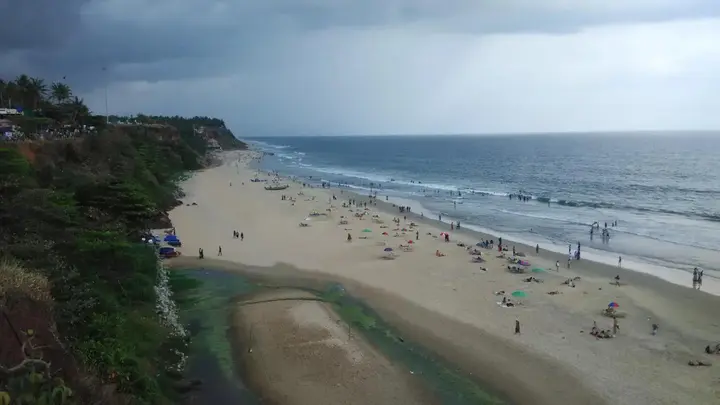 Варкала: Black Beach Resort