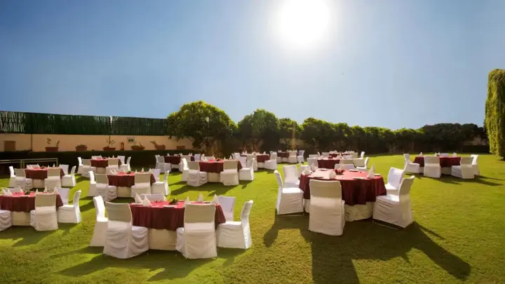 Джайпур: Hotel Royal Orchid Jaipur