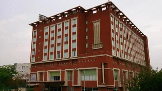 Джайпур: Hotel Royal Orchid Jaipur