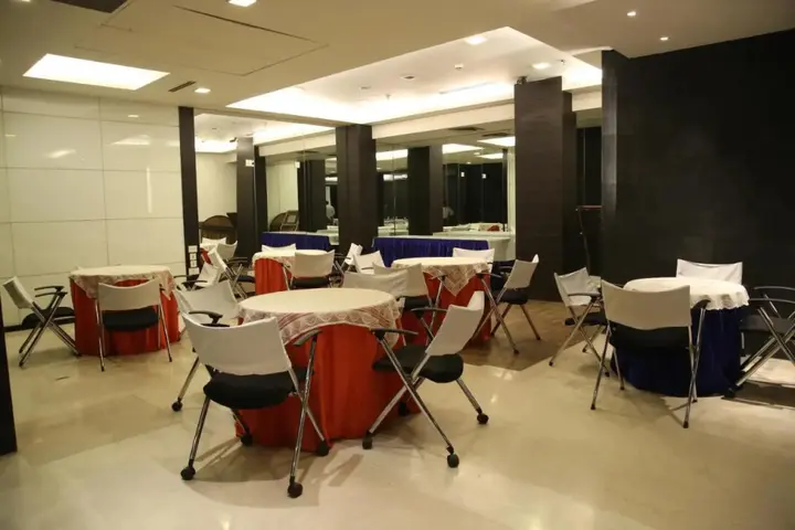 Нью-Дели: The Nanee Suites