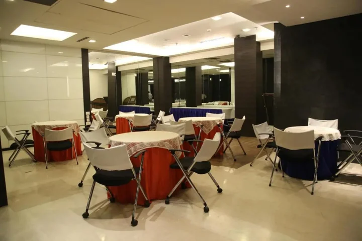 Нью-Дели: The Nanee Suites