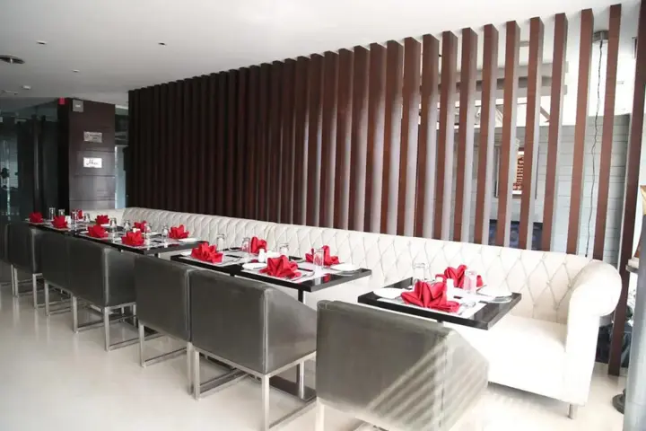 Нью-Дели: The Nanee Suites