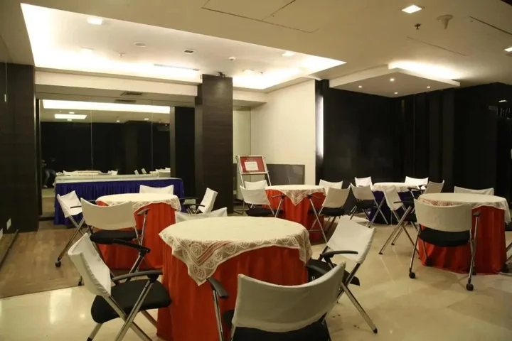 Нью-Дели: The Nanee Suites