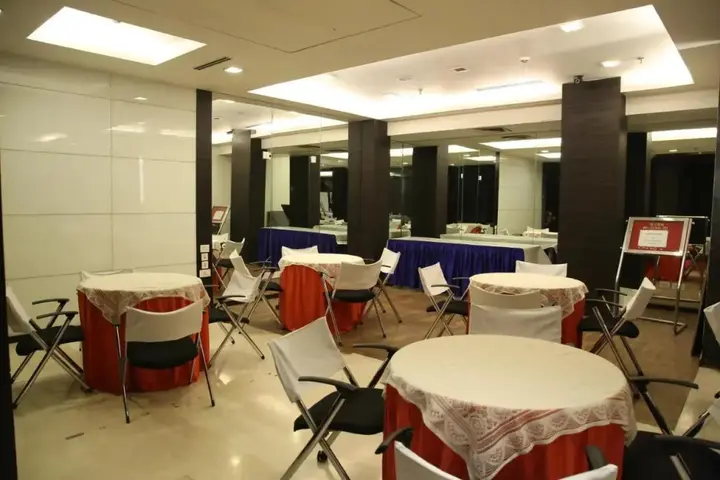 Нью-Дели: The Nanee Suites