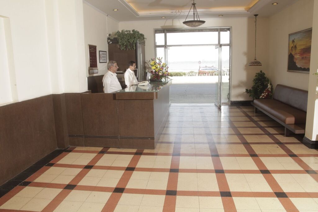 Мумбаи: Sea Green Hotel