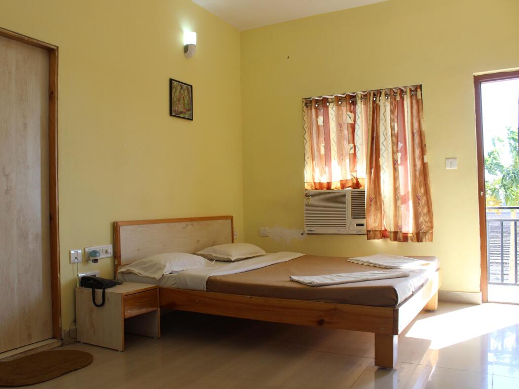 Сазан: Gir Jungle Lodge