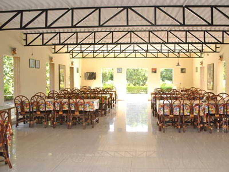 Сазан: Gir Jungle Lodge