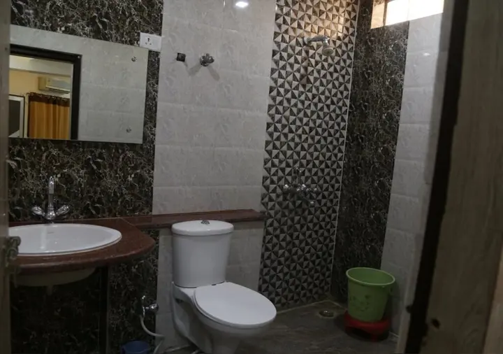 Агра: FabHotel Alpine