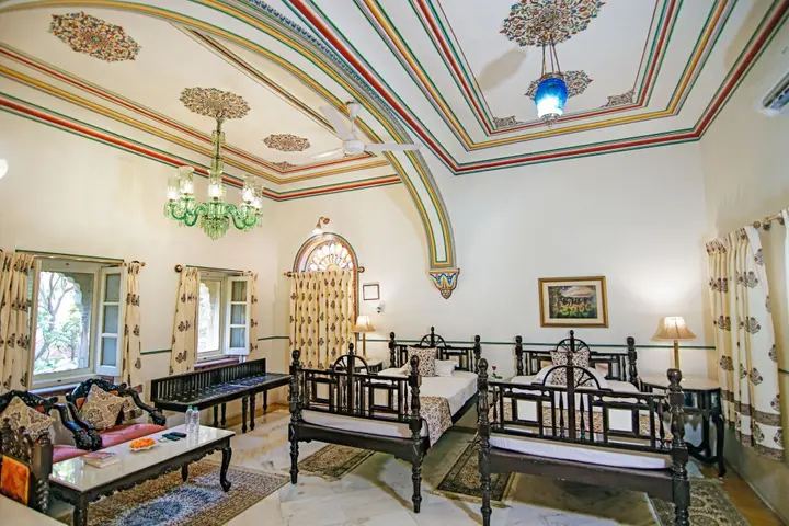Джайпур: Alsisar Haveli - A Heritage Hotel
