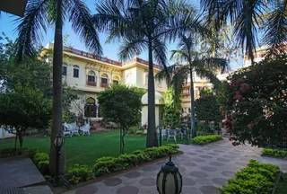 Джайпур: Alsisar Haveli - A Heritage Hotel