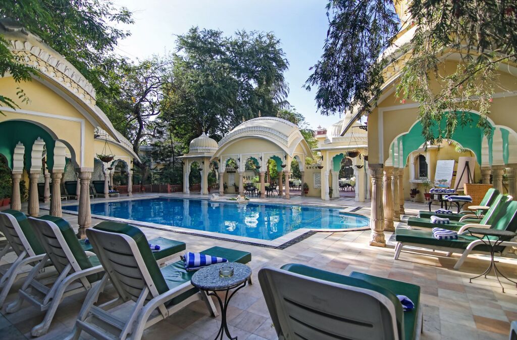 Джайпур: Alsisar Haveli - A Heritage Hotel