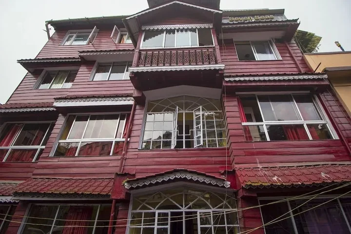 Пеллинг: Seven Seas Hotel