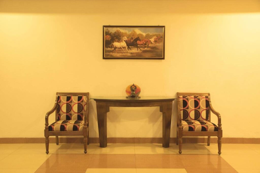 Амритсар: Aay Kay Hotel