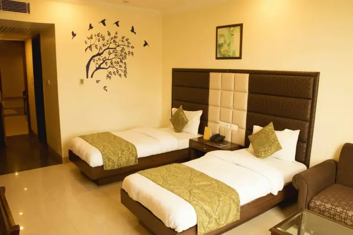 Амритсар: Aay Kay Hotel