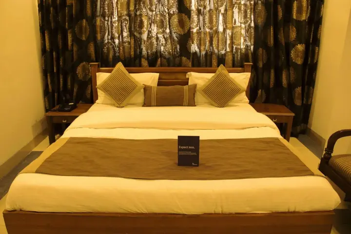 Амритсар: Aay Kay Hotel