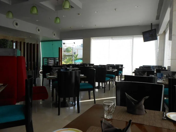 Пуна: Lemon Tree Hotel Chinchwad Pune
