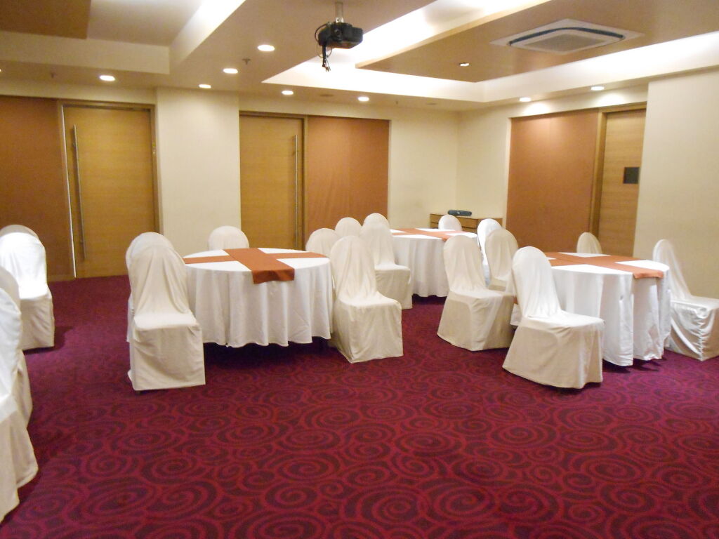 Пуна: Lemon Tree Hotel Chinchwad Pune