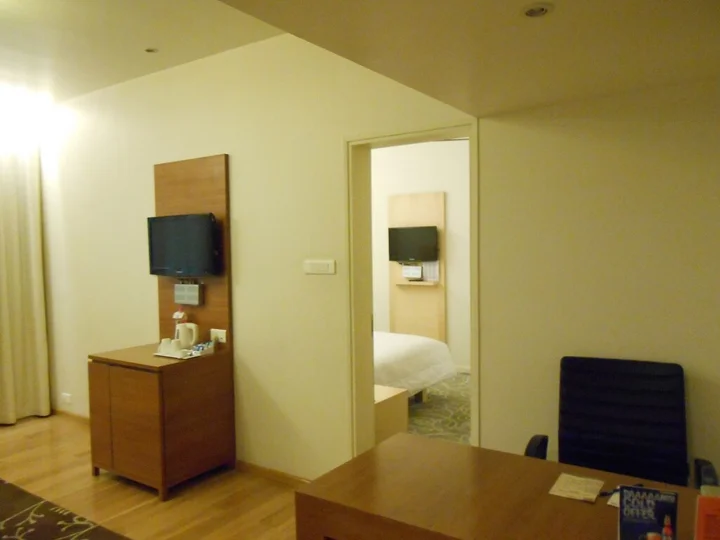 Пуна: Lemon Tree Hotel Chinchwad Pune