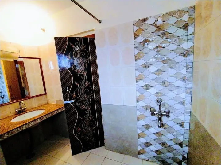 Фатехпур-Сикри: The New Swaraj Resort