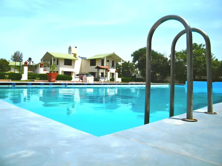 Фатехпур-Сикри: The New Swaraj Resort