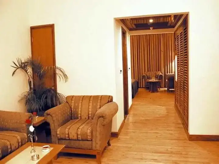 Варанаси: Hotel Meraden Grand