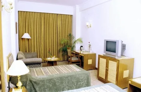 Варанаси: Hotel Meraden Grand
