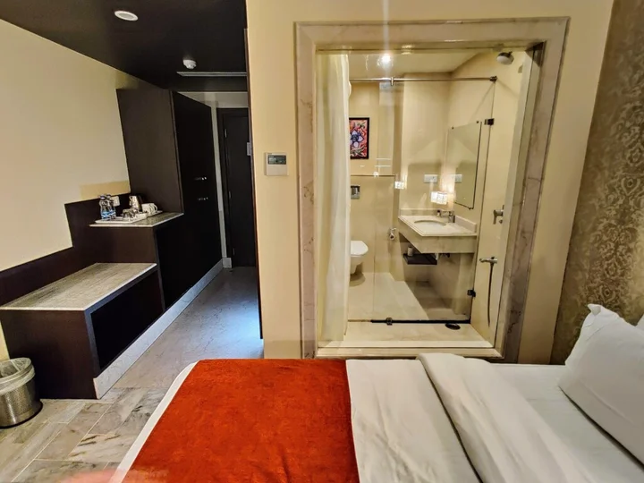 Варанаси: Hotel Surya