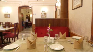 Варанаси: Hotel Surya