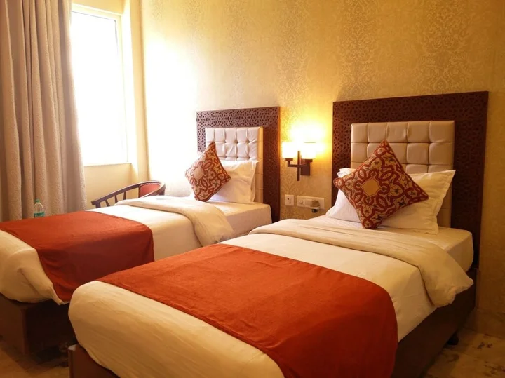 Варанаси: Hotel Surya
