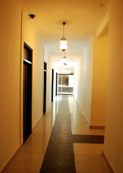 Нью-Дели: Aravali Villa