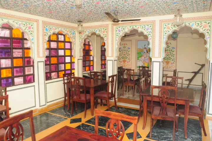 Джайпур: Hotel Sajjan Niwas