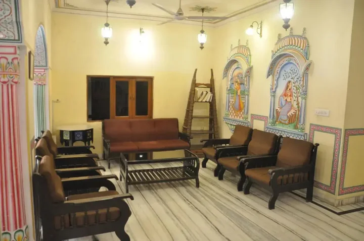 Джайпур: Hotel Sajjan Niwas