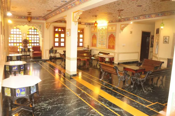 Джайпур: Hotel Sajjan Niwas