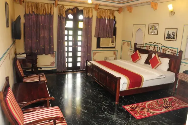 Джайпур: Hotel Sajjan Niwas