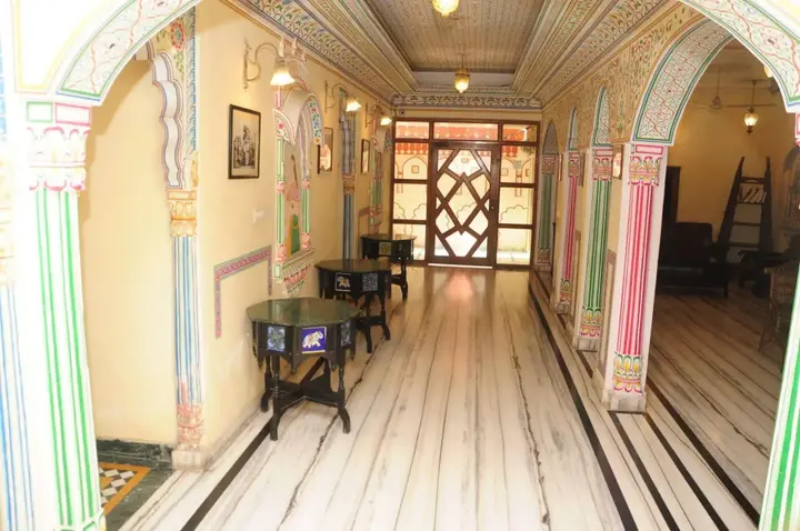 Джайпур: Hotel Sajjan Niwas