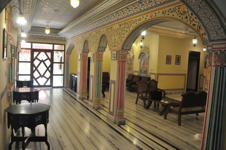 Джайпур: Hotel Sajjan Niwas